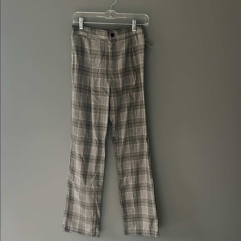 Tilly's Women's Black and Gray Plaid Straight Leg Pants